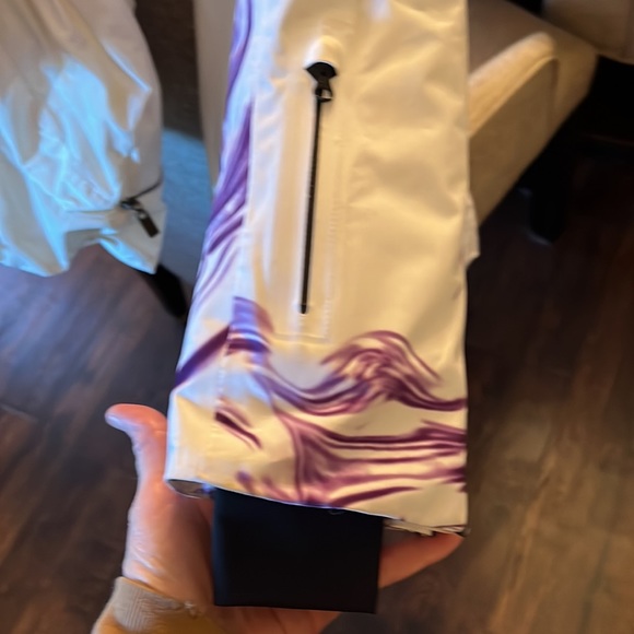 Vokl Insulated Ski Jacket - Picture 6 of 6